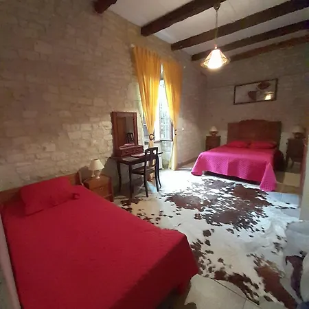 Maison De Caractere