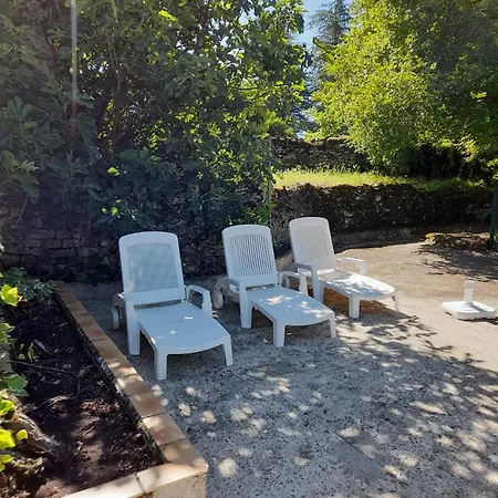 Maison De Caractere Belveze